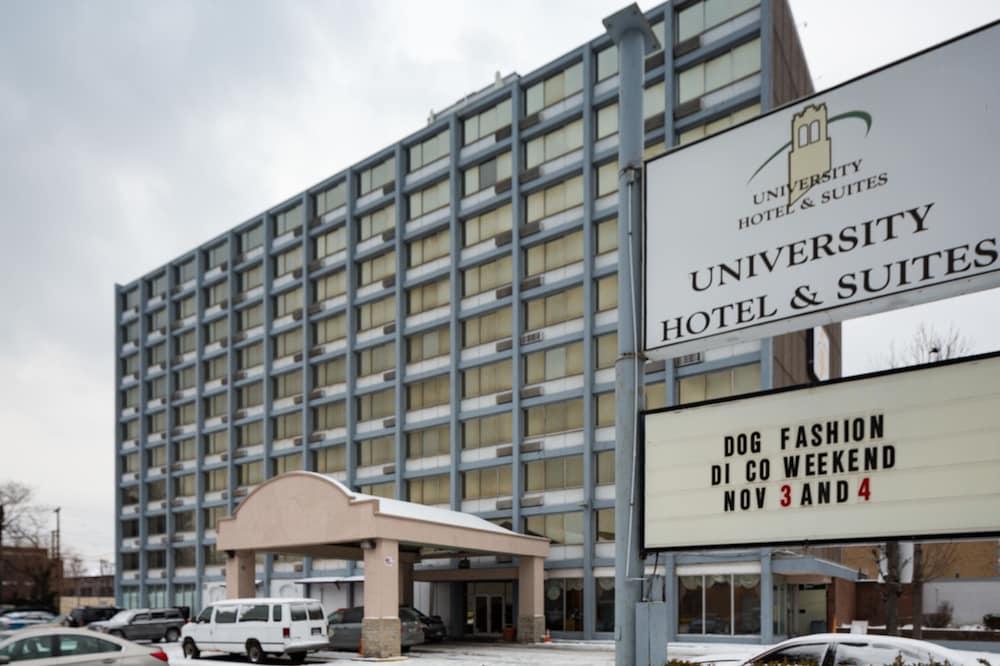 University Hotel And Suites Cleveland Exterior photo